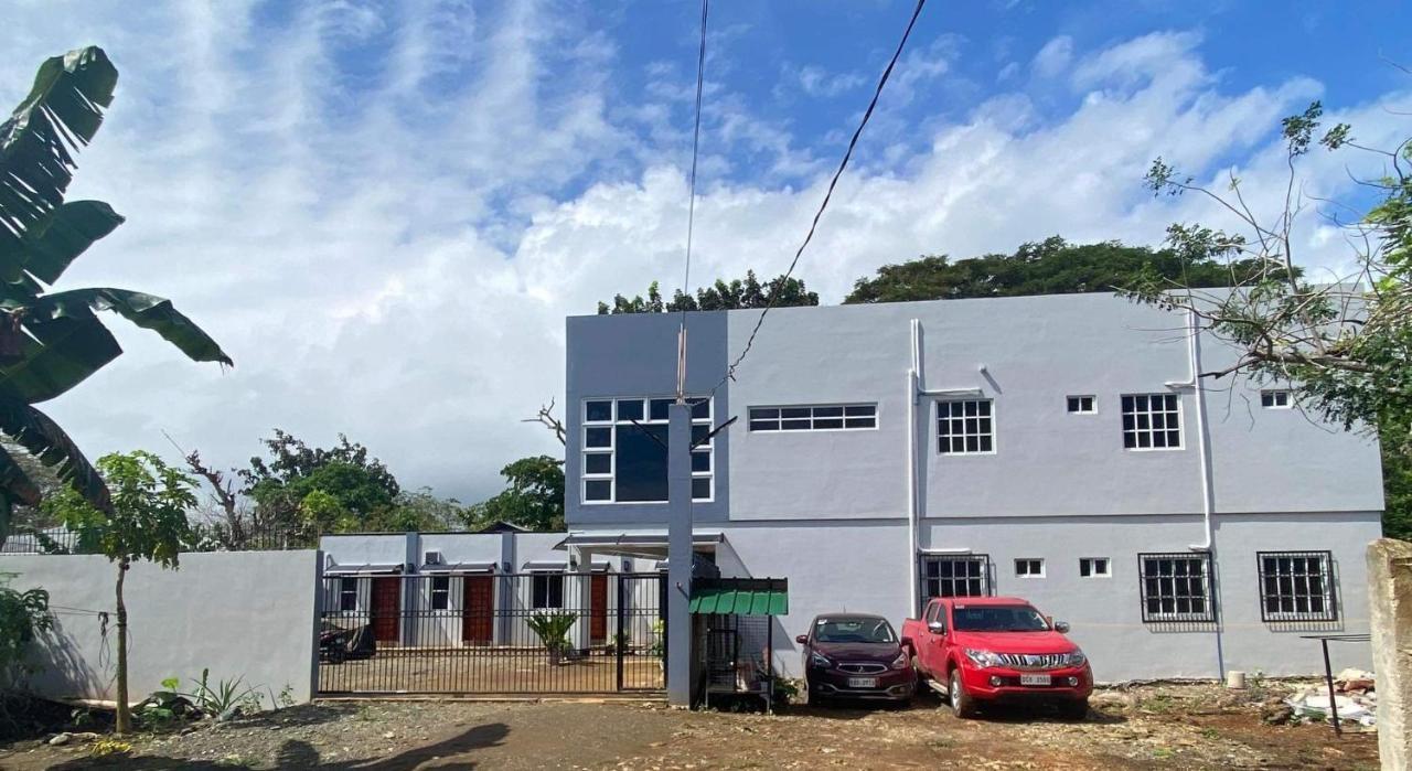 Mongki'S Pensionhouse Puerto Princesa Zewnętrze zdjęcie